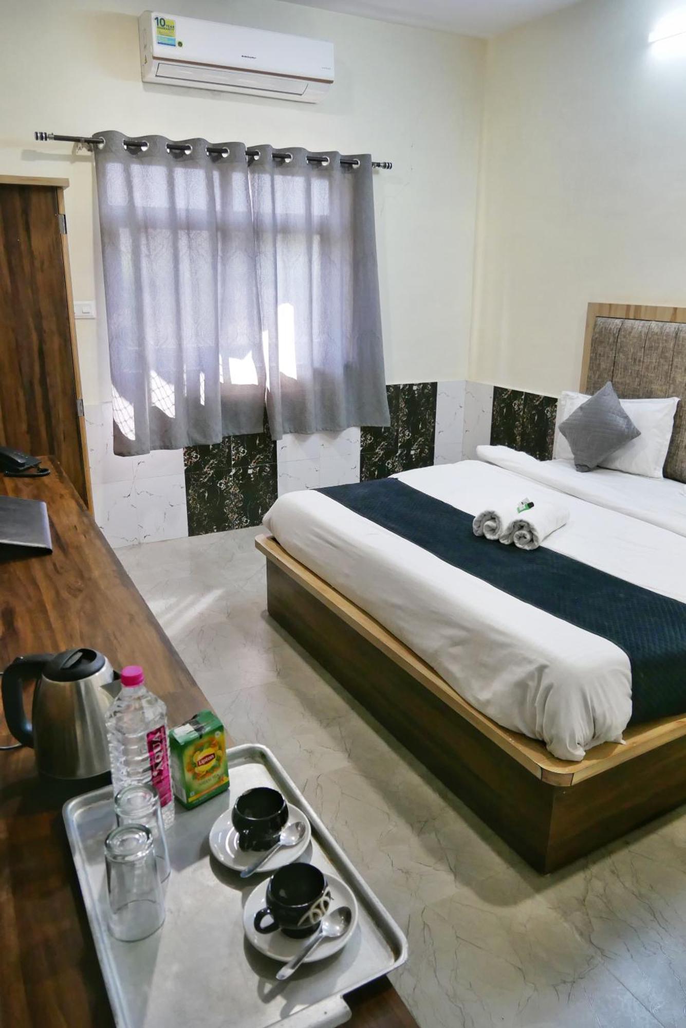 Hotel Grand Vijay Pushkar Habitación foto